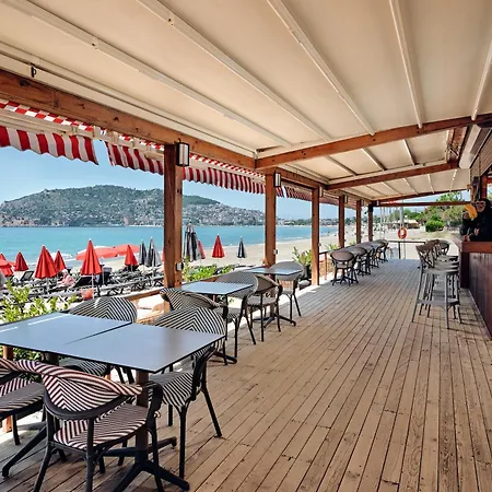 Elysee Rive Hotel-3